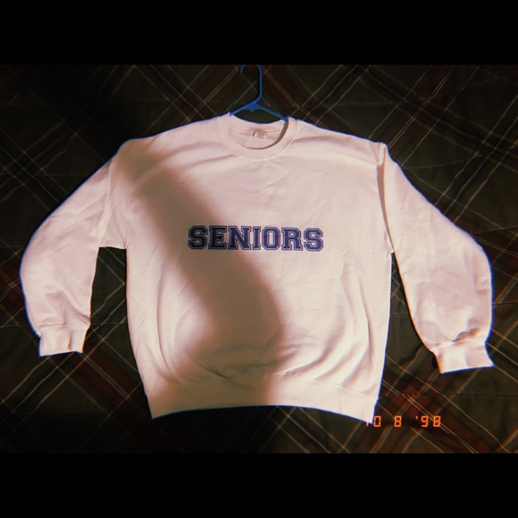 Dazed and Confused Seniors ‘77 Sweatshirt - Picture 5 of 8